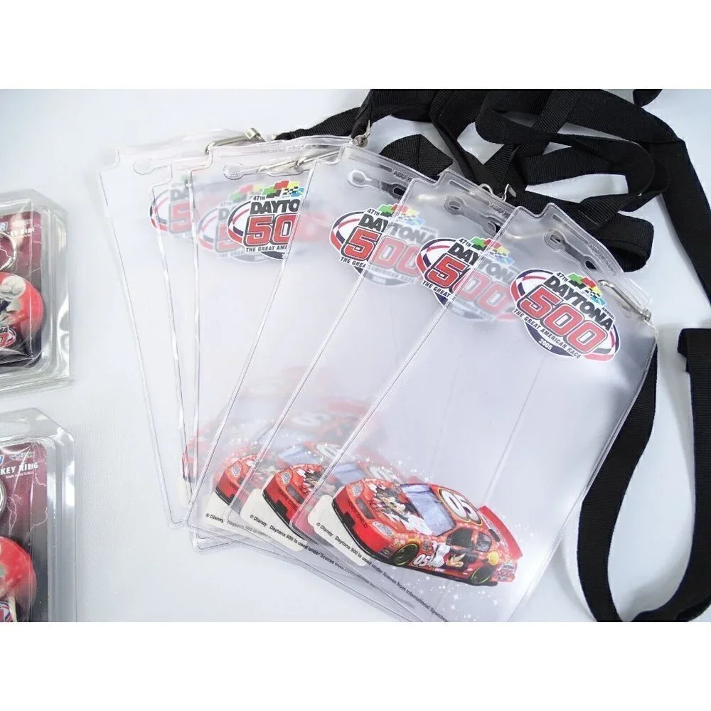 Lot 2005‎ DAYTONA 500 Mickey Mouse Decal Holder Lanyard Keychain Reseller Disney